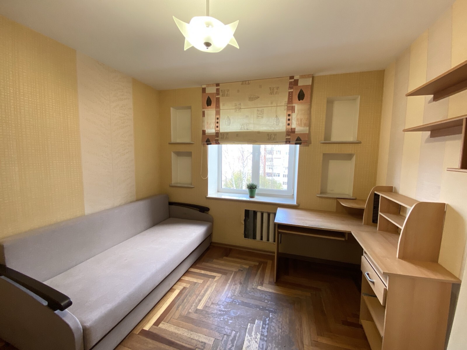 Продаж 3-кімнатної квартири 68 м², Товарищеська вул.