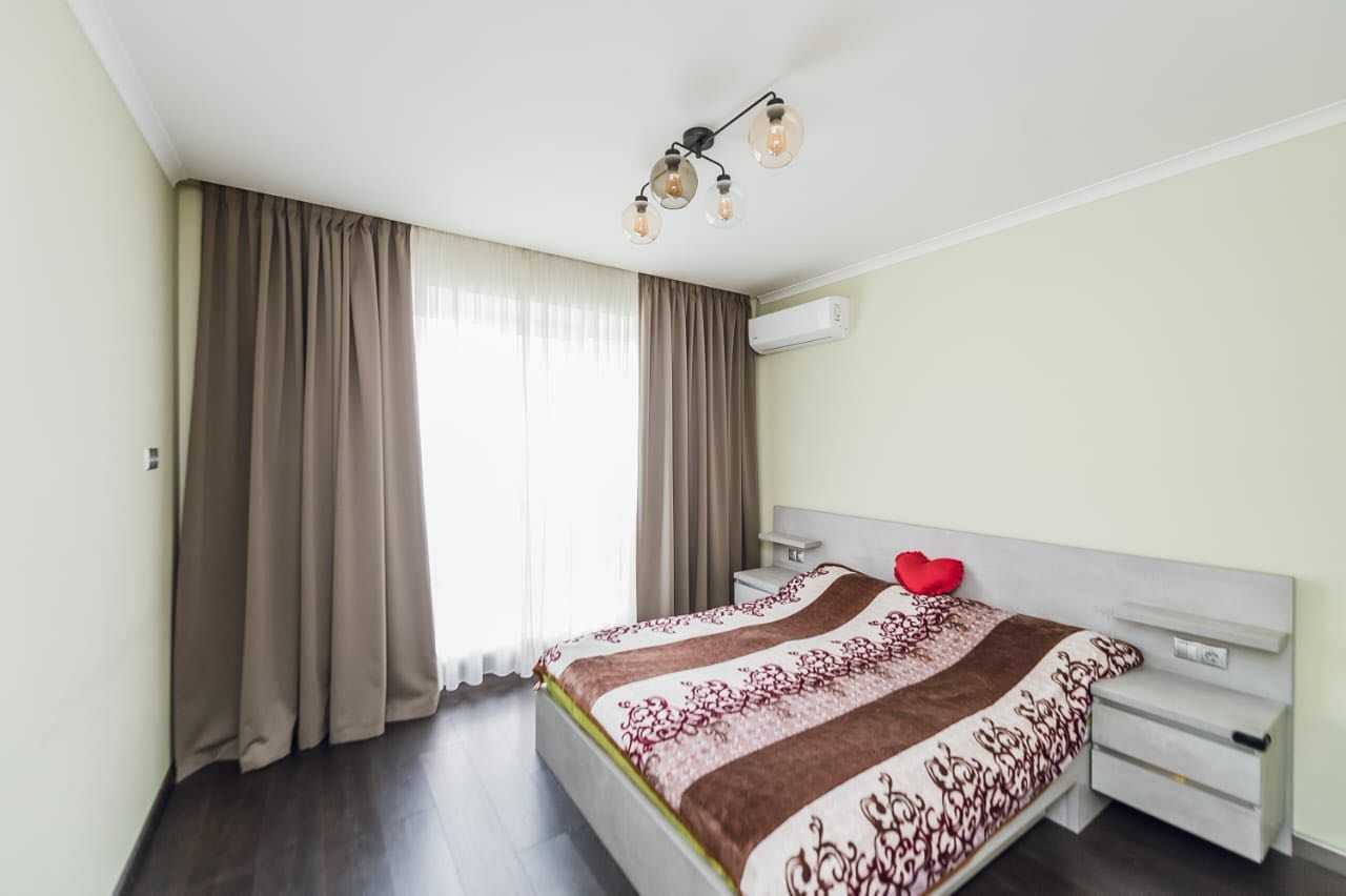 Продаж 2-кімнатної квартири 73 м², Радистів вул., 34Е