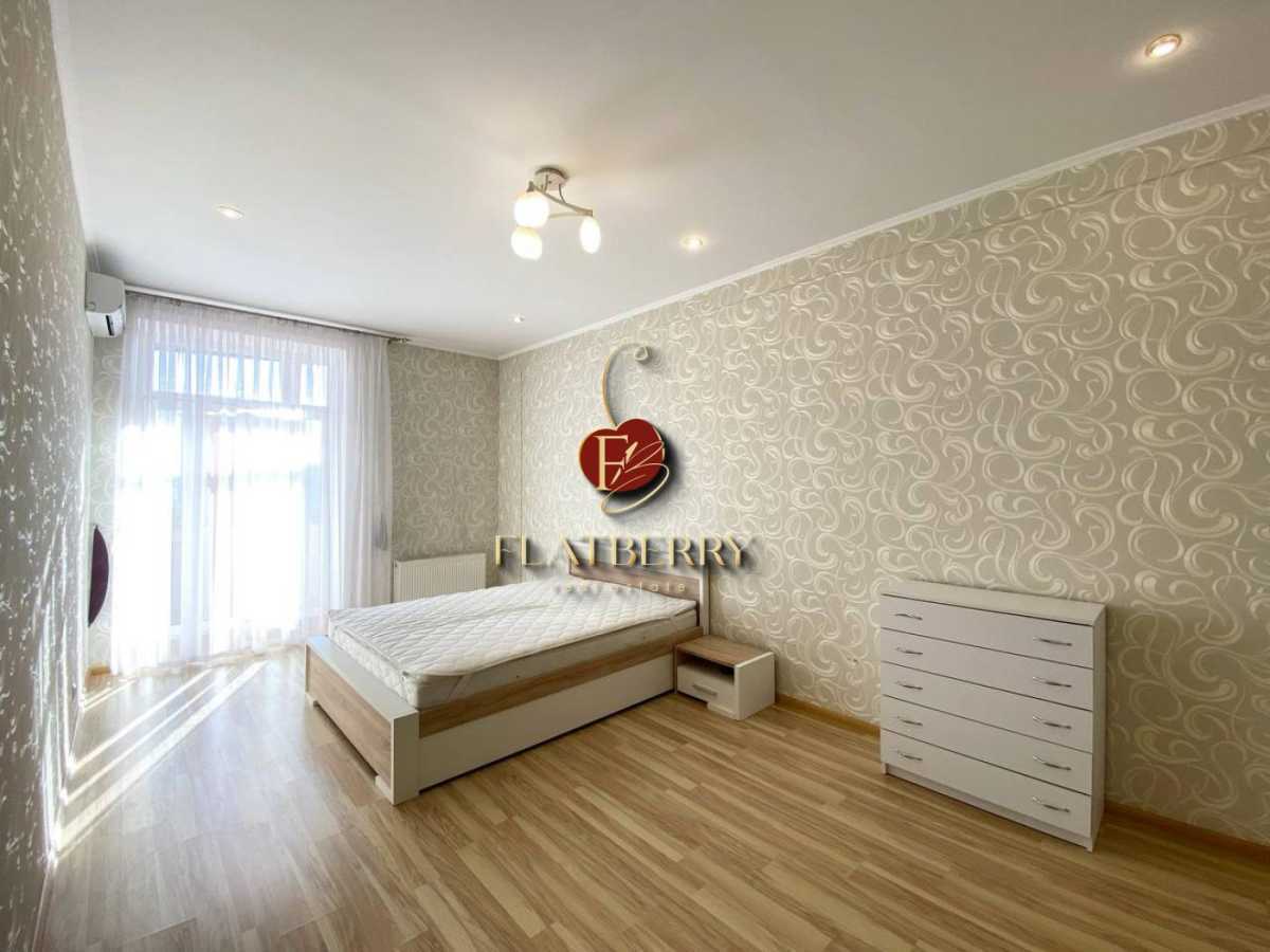 Продажа 4-комнатной квартиры 141 м², Евгения Коновальца ул., 36В