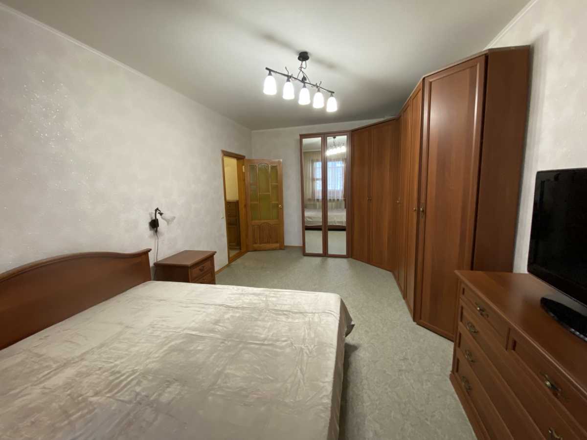 Аренда 2-комнатной квартиры 54 м², Ревуцкого ул., 30/1