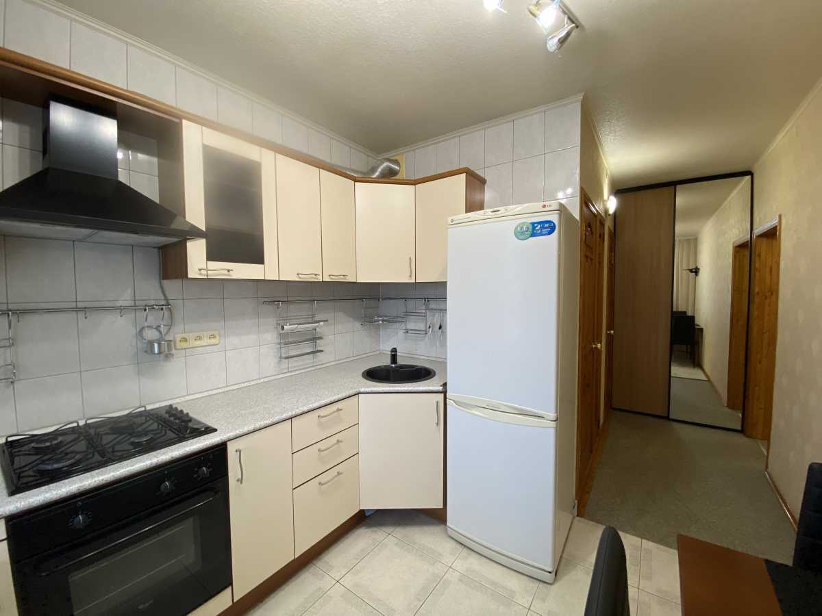 Аренда 2-комнатной квартиры 54 м², Ревуцкого ул., 30/1