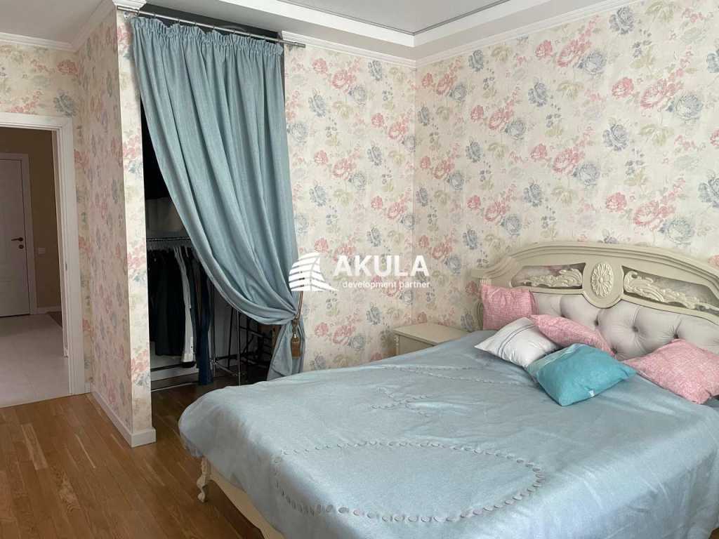 Продажа 3-комнатной квартиры 71 м², Карпа Валовня