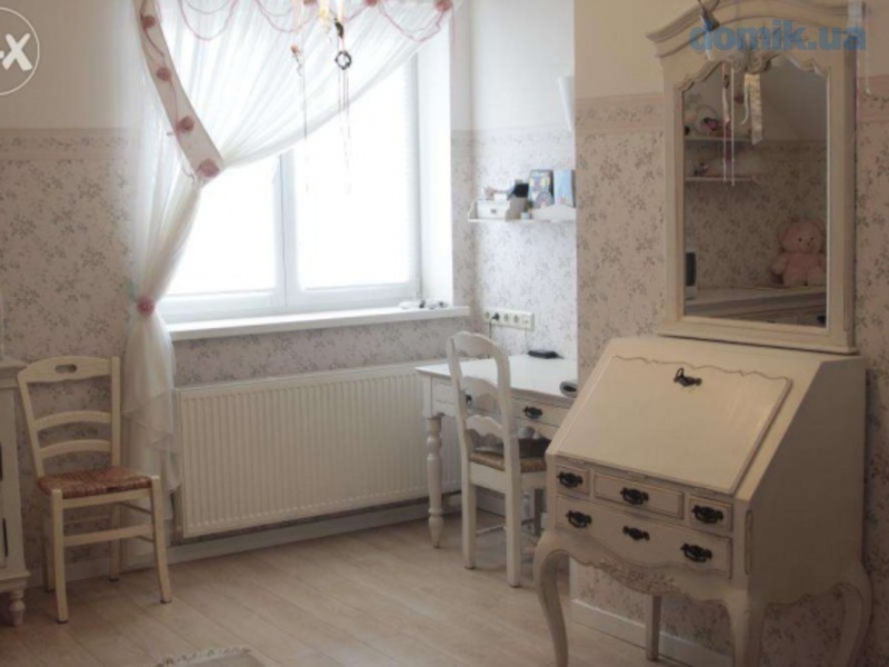 Продаж котеджу 400 м², Івана Франка вул., 206