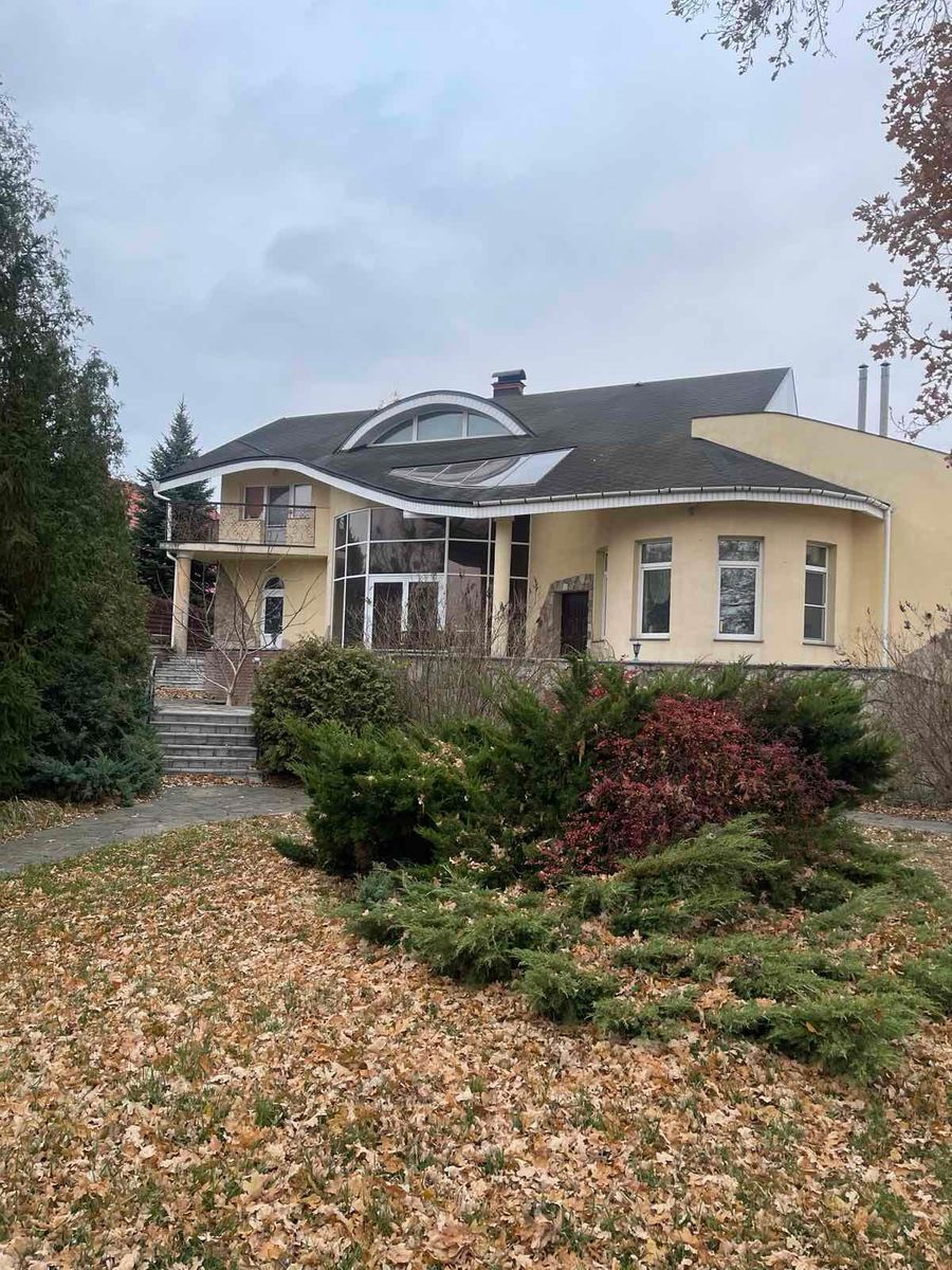Продаж котеджу 400 м², Івана Франка вул., 206
