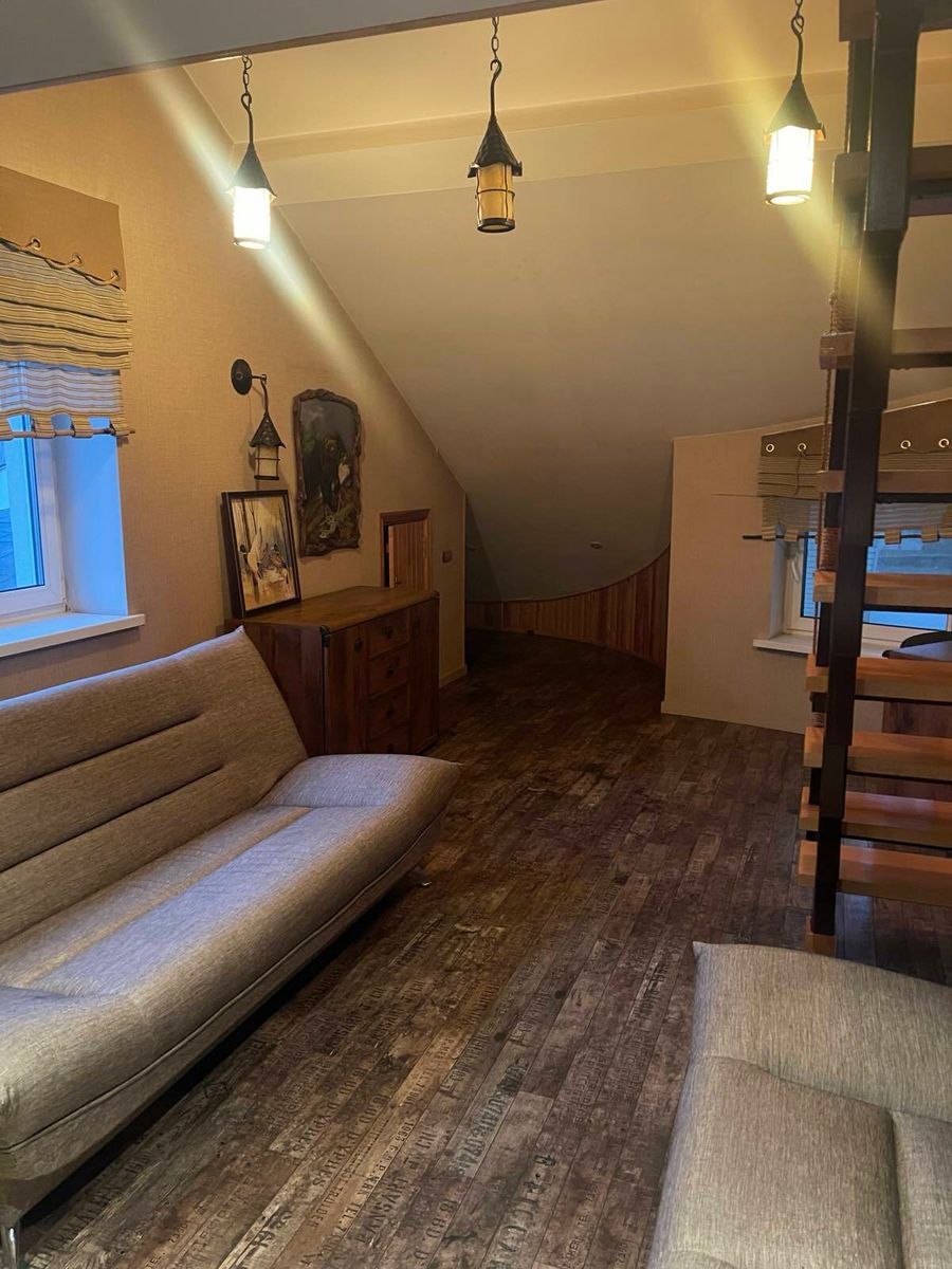 Продаж котеджу 400 м², Івана Франка вул., 206