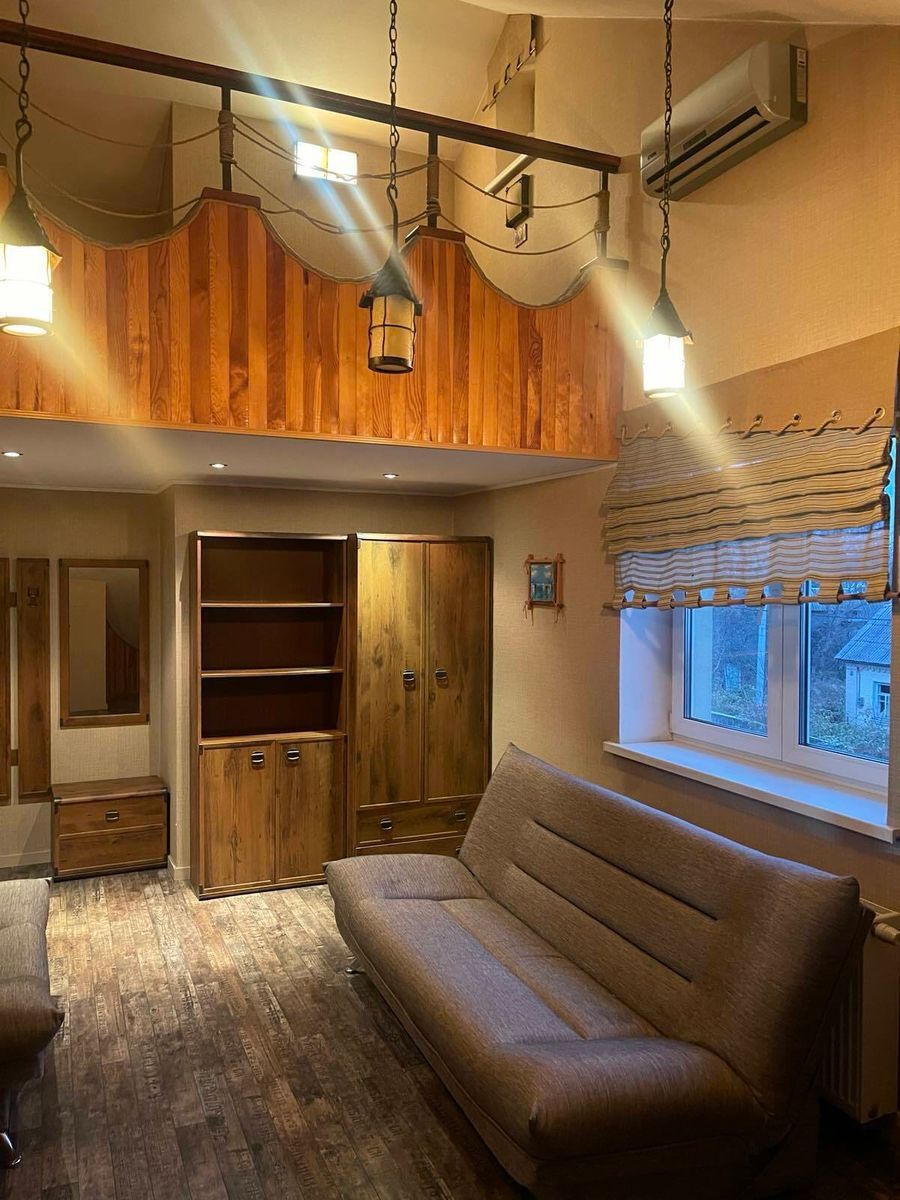 Продаж котеджу 400 м², Івана Франка вул., 206