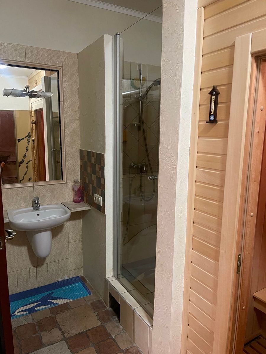 Продаж котеджу 400 м², Івана Франка вул., 206