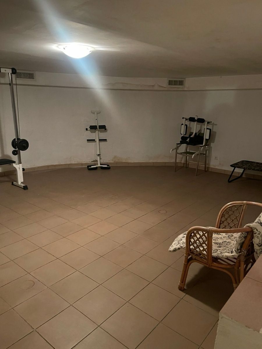 Продаж котеджу 400 м², Івана Франка вул., 206
