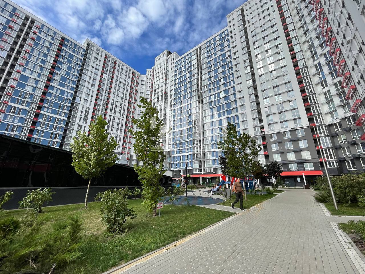 Продажа 3-комнатной квартиры 85.1 м², Канальная ул., 8Б