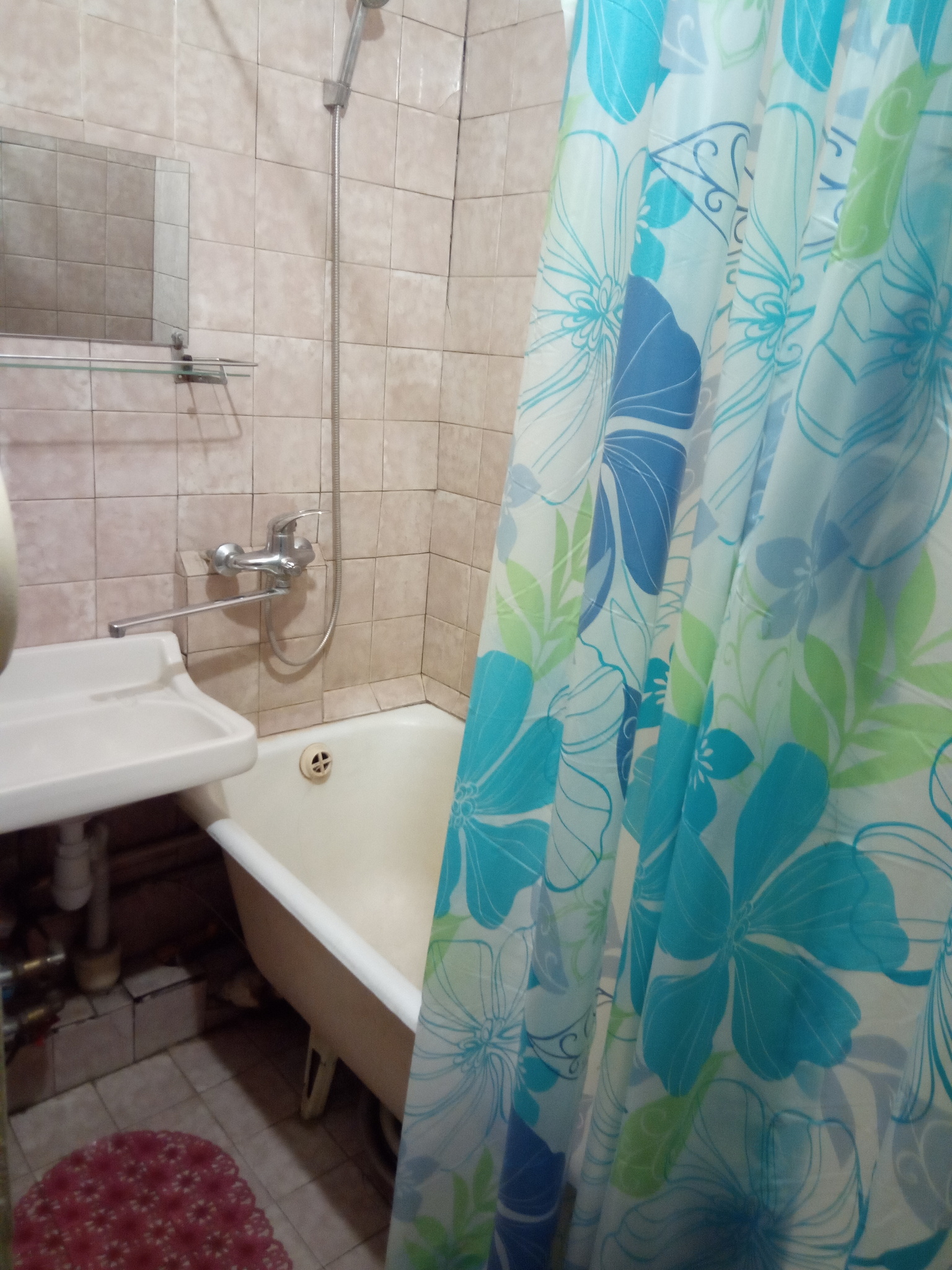 3-комнатная квартира посуточно 62 м², Плеханова ул., 4А