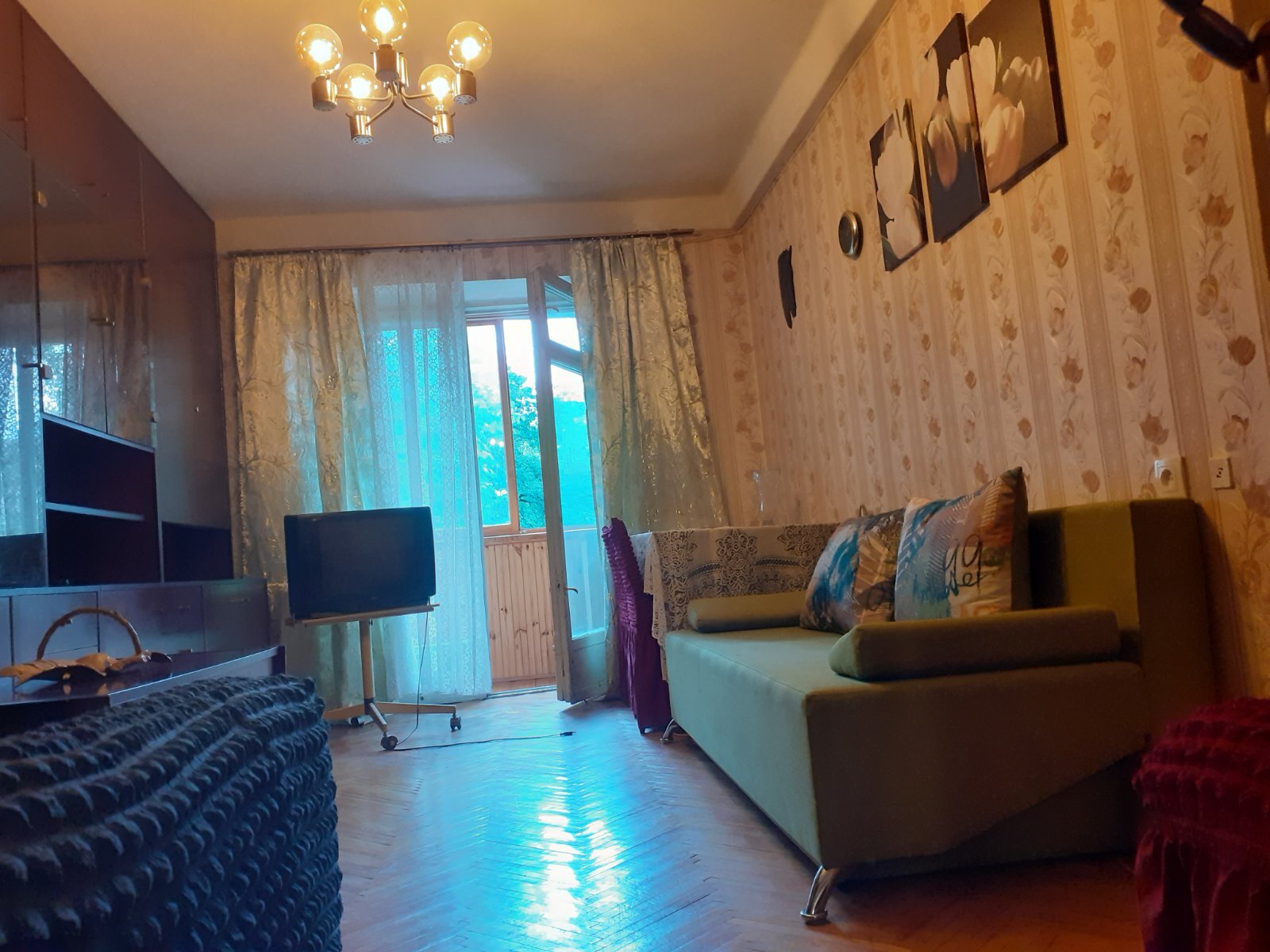 3-комнатная квартира посуточно 62 м², Плеханова ул., 4А