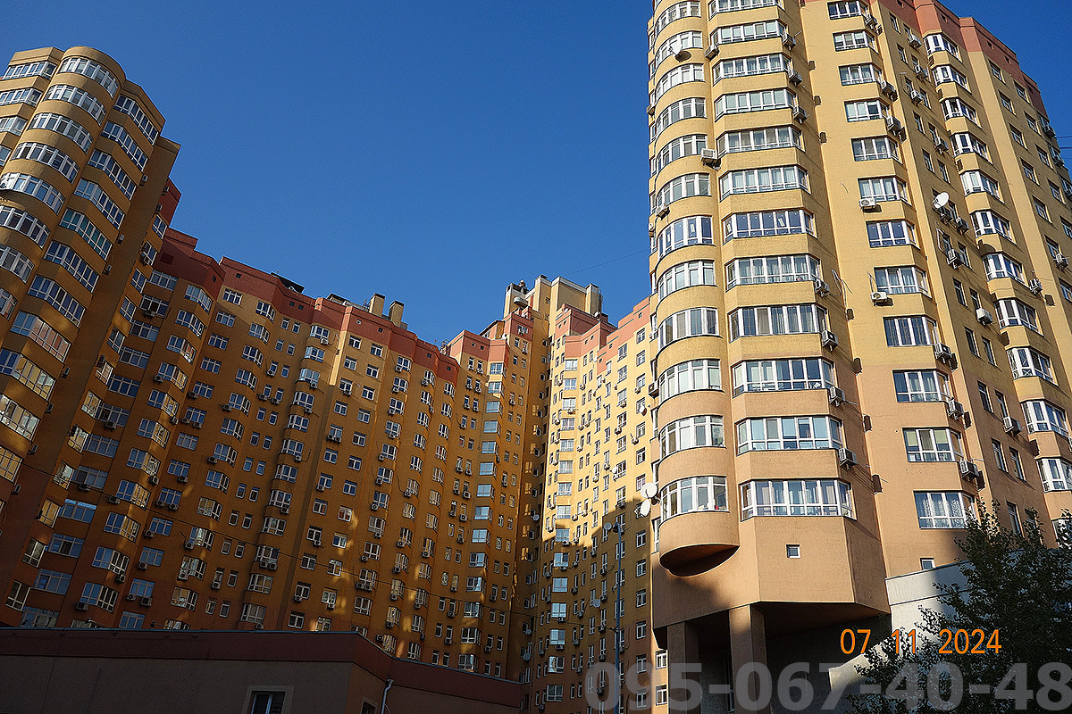 Продаж 4-кімнатної квартири 148.5 м², Олександра Мішуги вул., 2