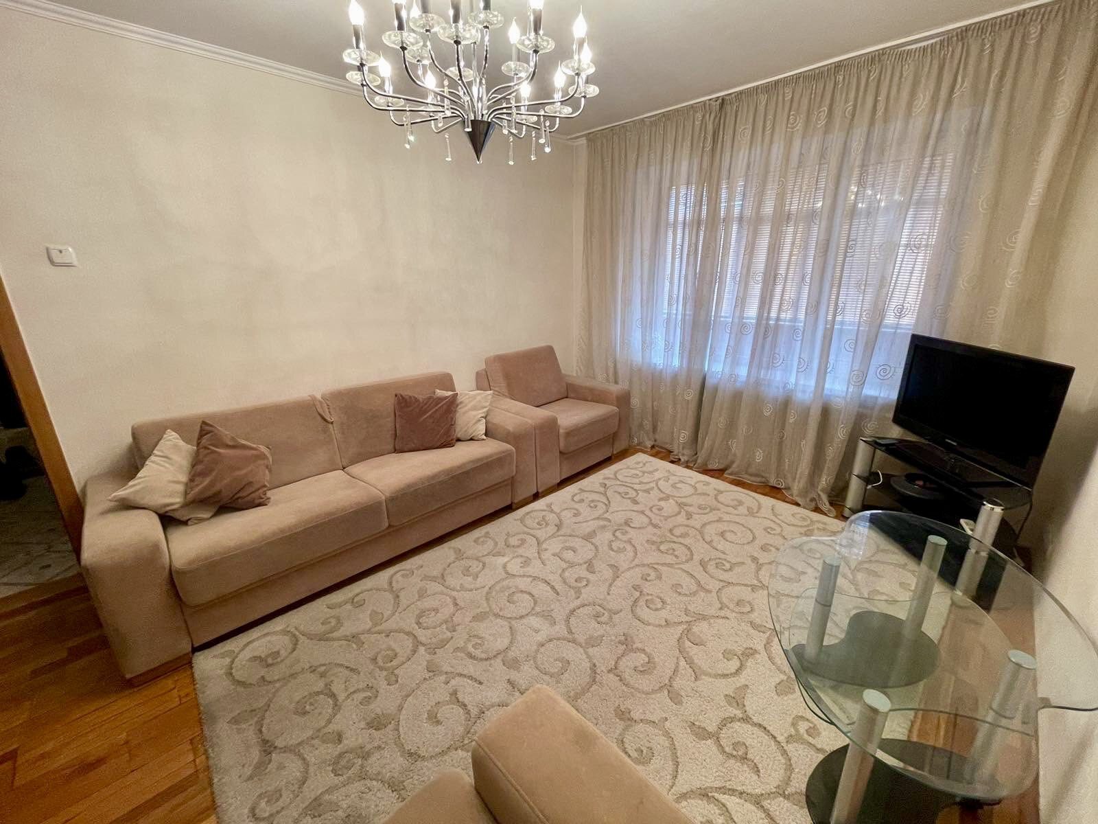 Продажа 3-комнатной квартиры 80 м², Александра Поля просп., 1/9