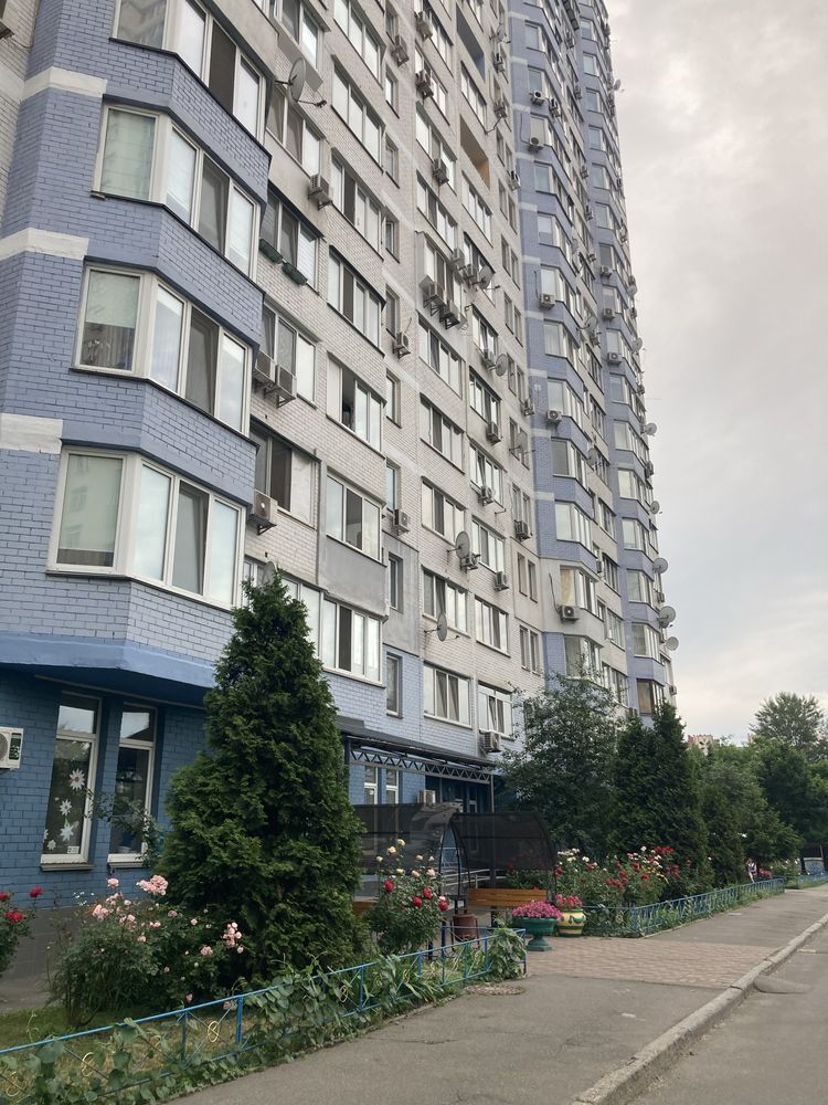 Продажа 2-комнатной квартиры 73 м²