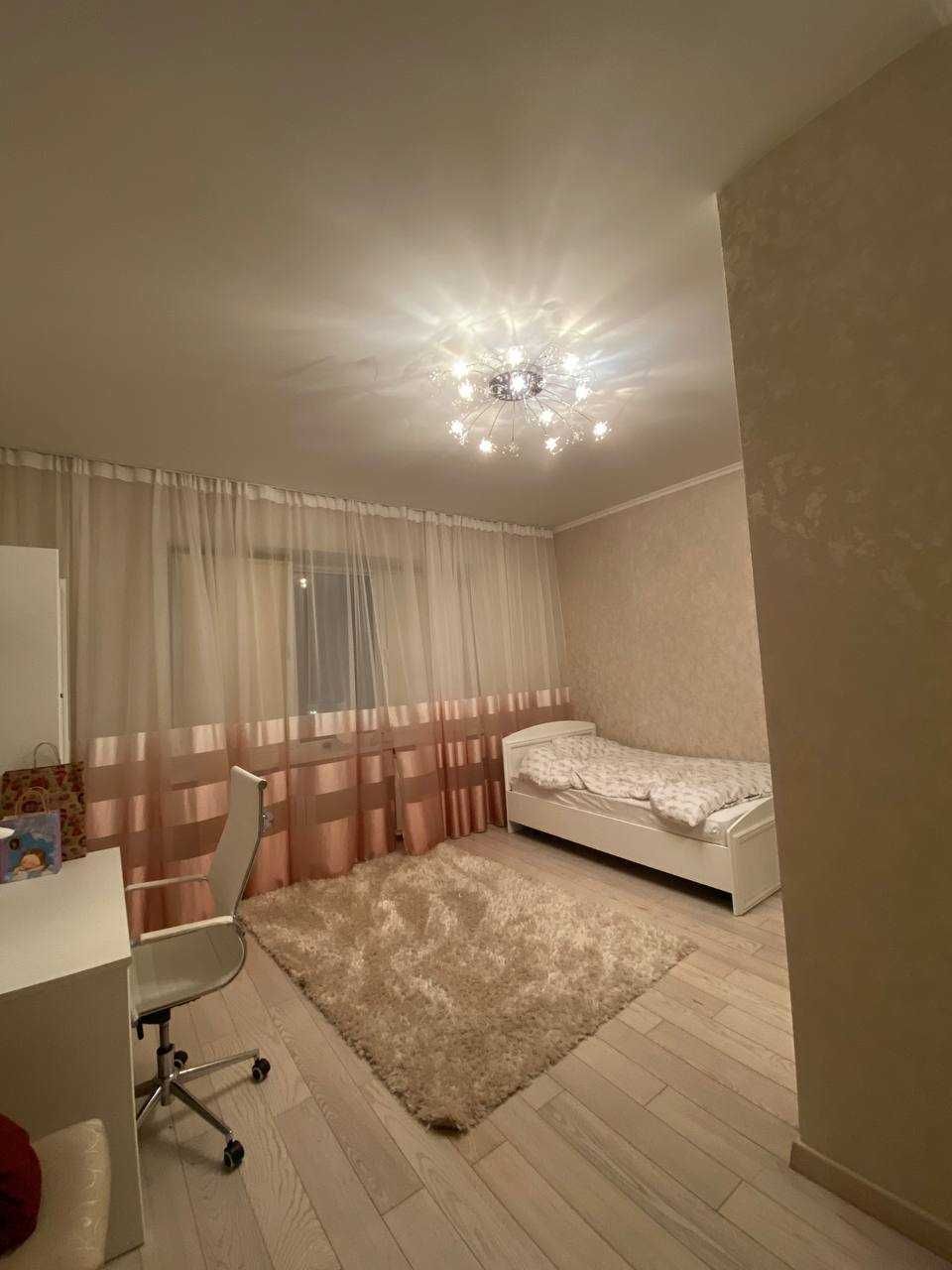 Аренда 4-комнатной квартиры 167 м²