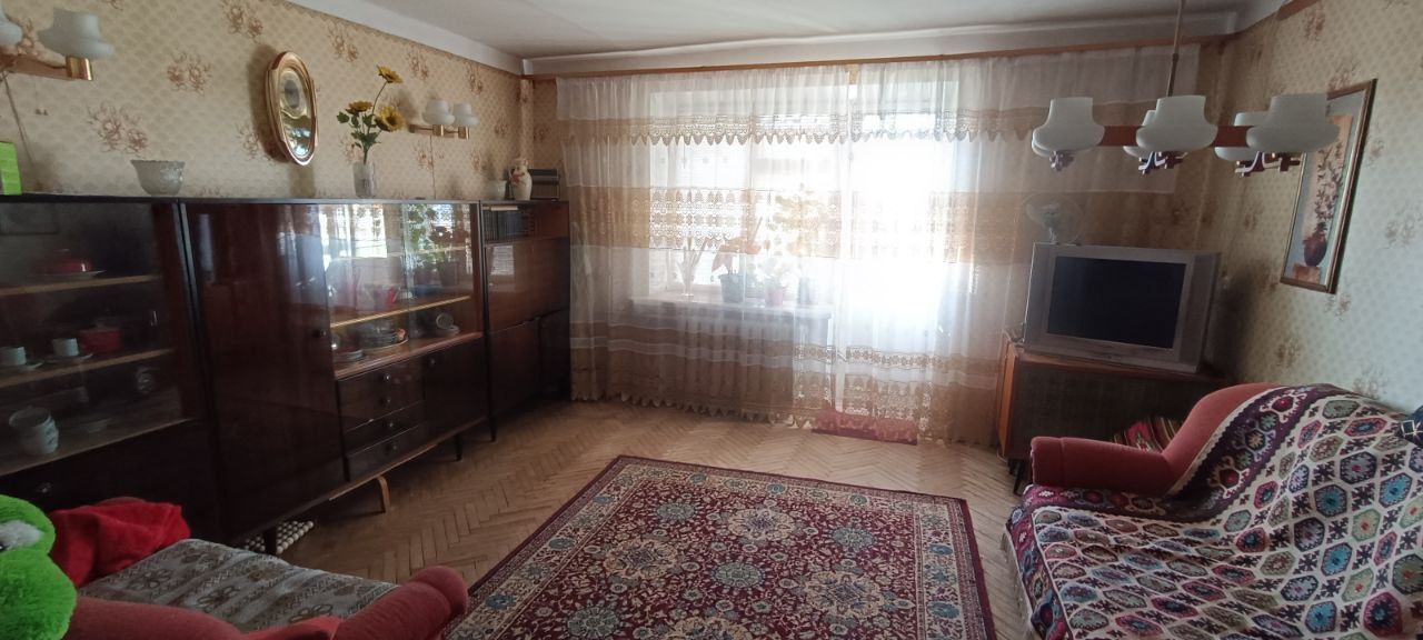 Продажа 3-комнатной квартиры 68 м²