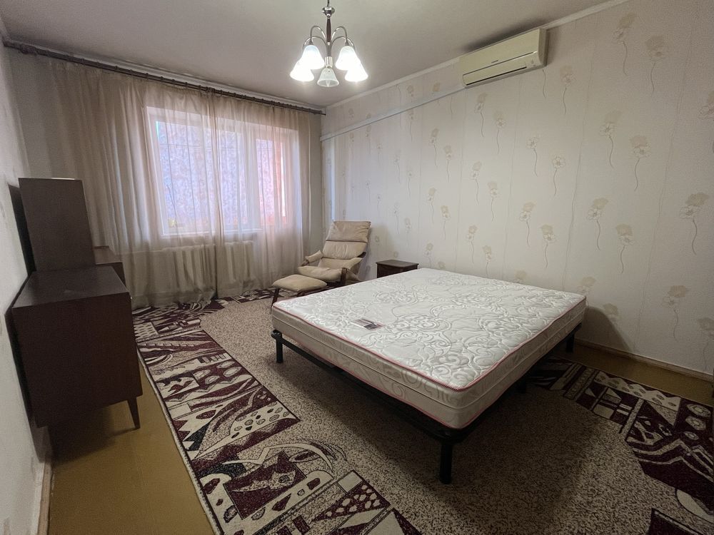 Продаж 1-кімнатної квартири 37 м²