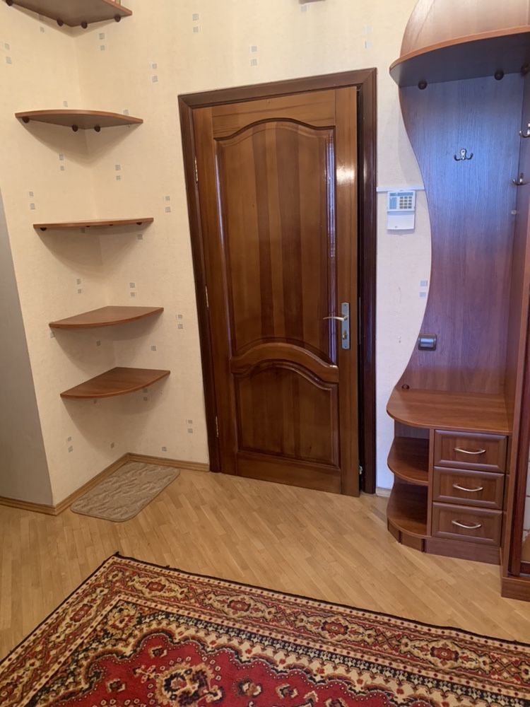 Аренда 2-комнатной квартиры 80 м²