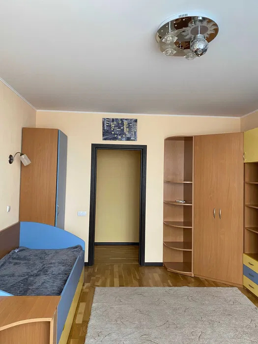 Аренда 4-комнатной квартиры 124 м²