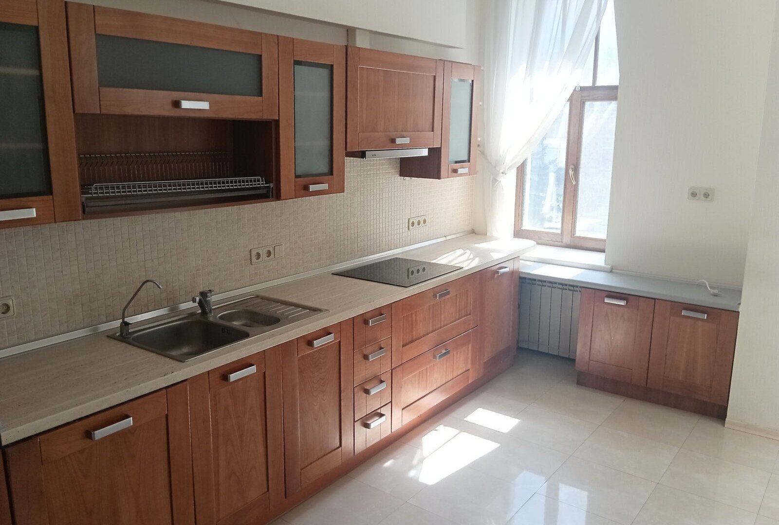 Аренда 4-комнатной квартиры 252 м²