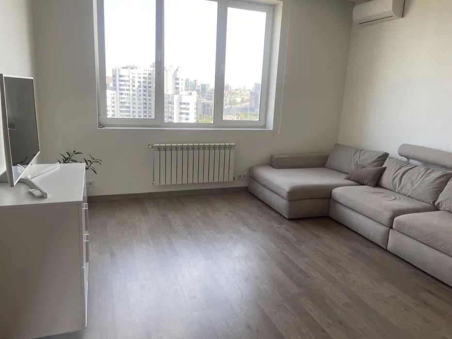 Аренда 3-комнатной квартиры 120 м²