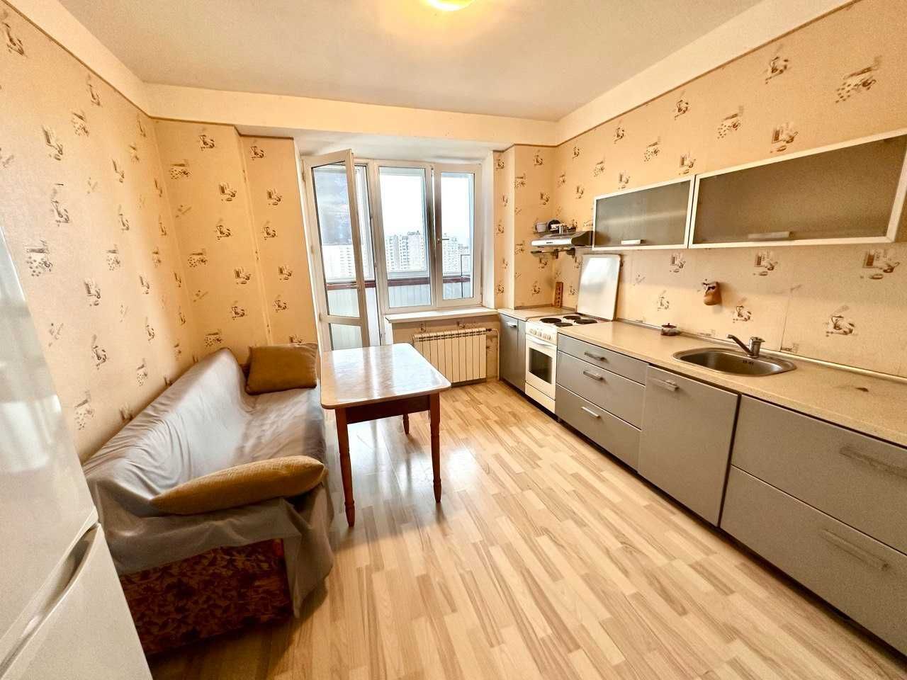 Продажа 2-комнатной квартиры 72 м²