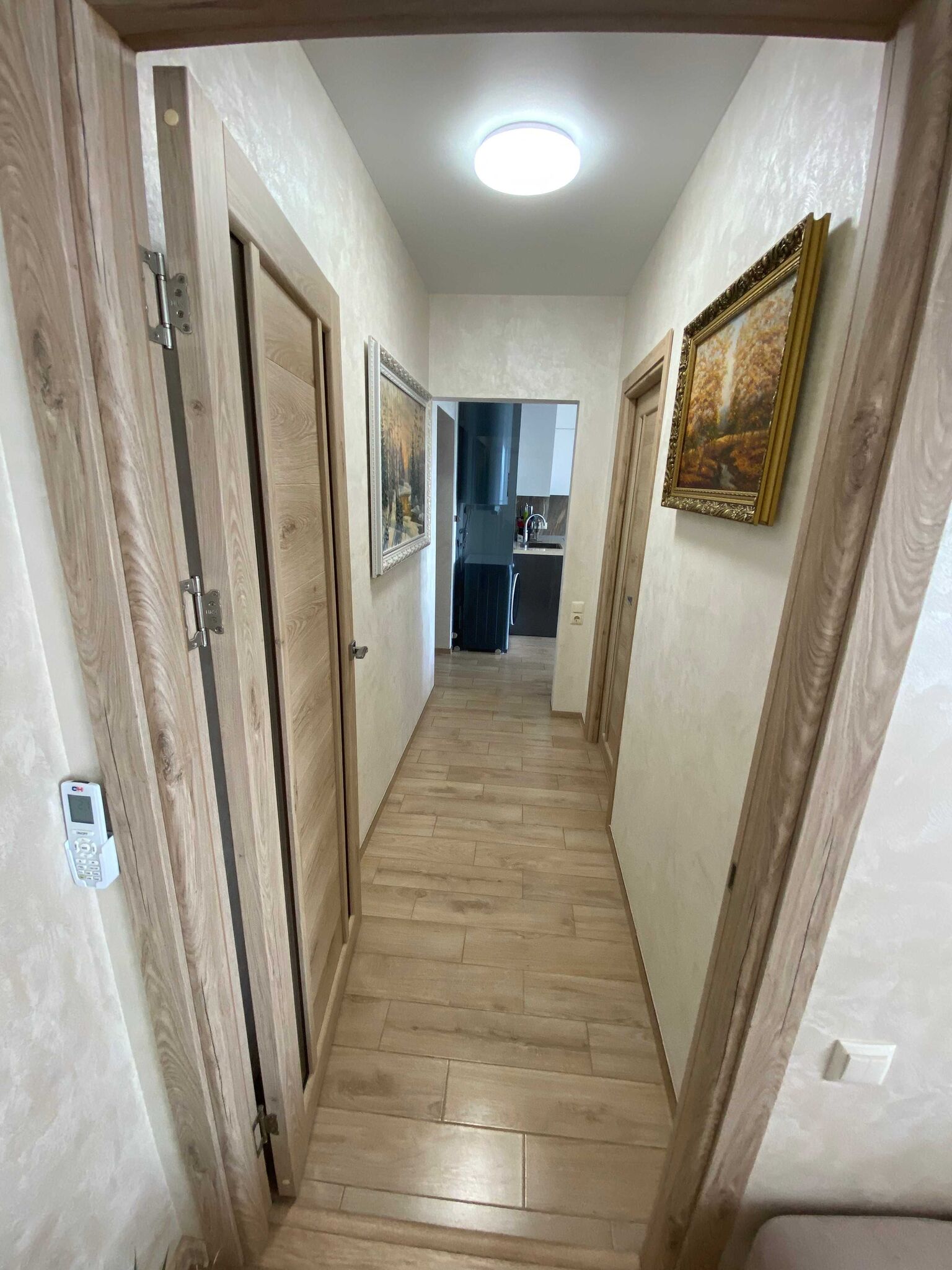 Продажа 2-комнатной квартиры 64 м²