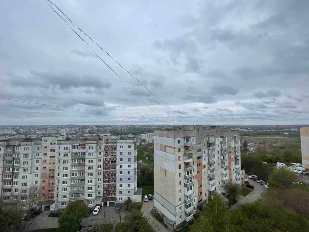 Продажа 3-комнатной квартиры 75 м², Николая Мазура ул.