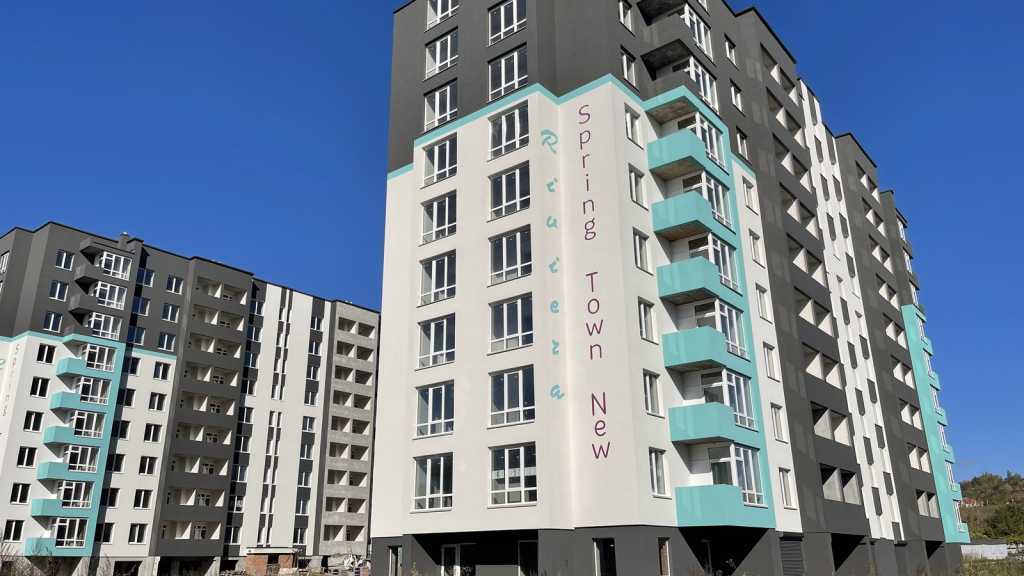 Продаж 1-кімнатної квартири 37.5 м², Нижня Берегова вул.