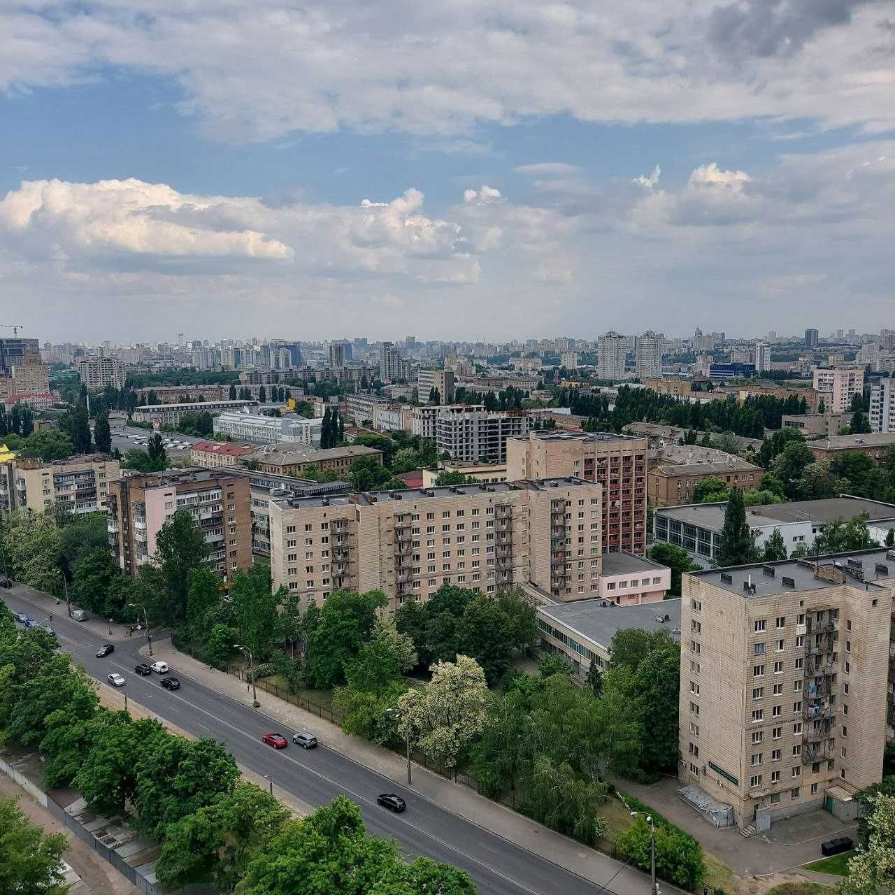 Продаж 1-кімнатної квартири 55 м²