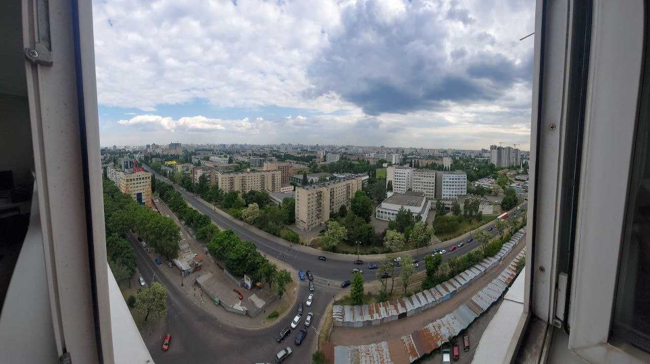 Продаж 1-кімнатної квартири 55 м²