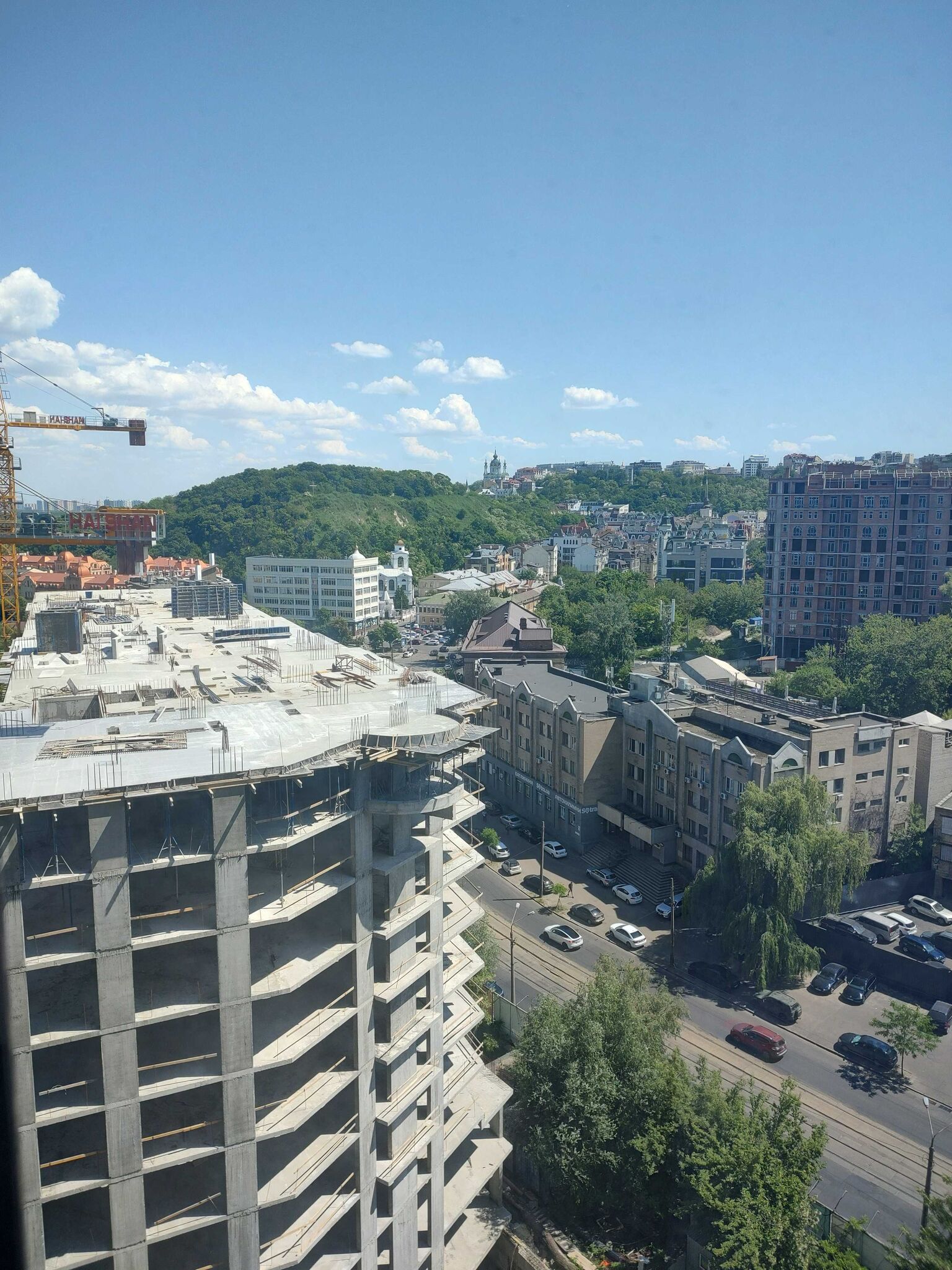 Продажа 1-комнатной квартиры 57 м²