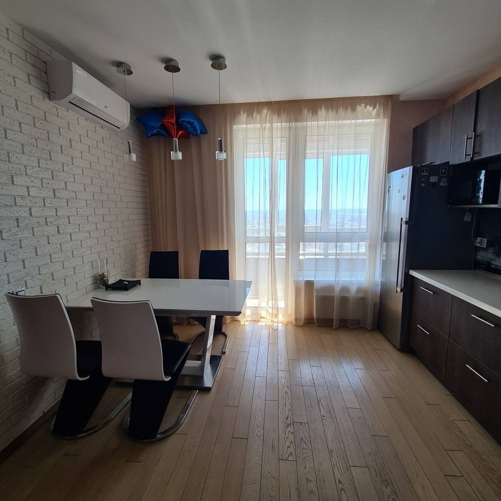 Продажа 2-комнатной квартиры 66 м²