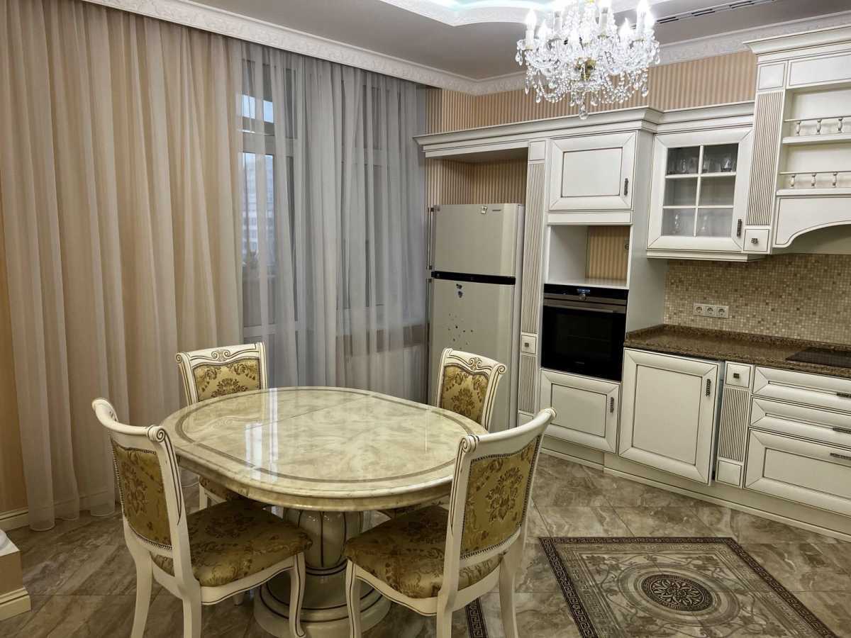 Аренда 3-комнатной квартиры 125 м², Златоустовская ул., 52