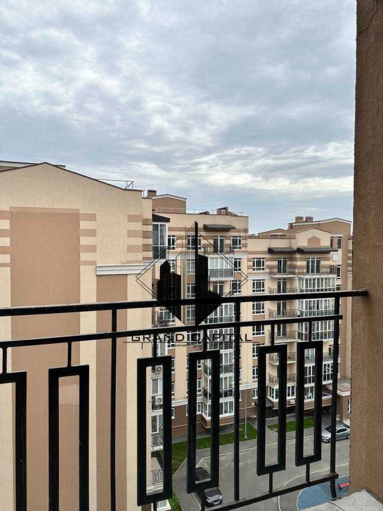 Продажа 3-комнатной квартиры 105.3 м², Метрологическая ул., 21А