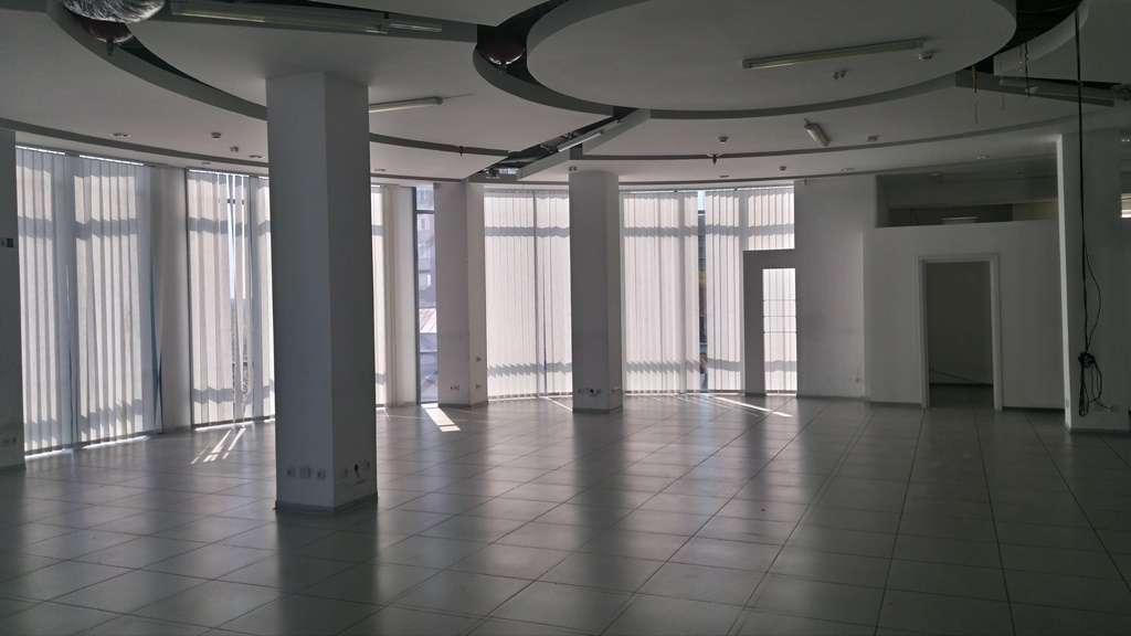 Аренда офиса 691 м², Яворницкого ул., 5