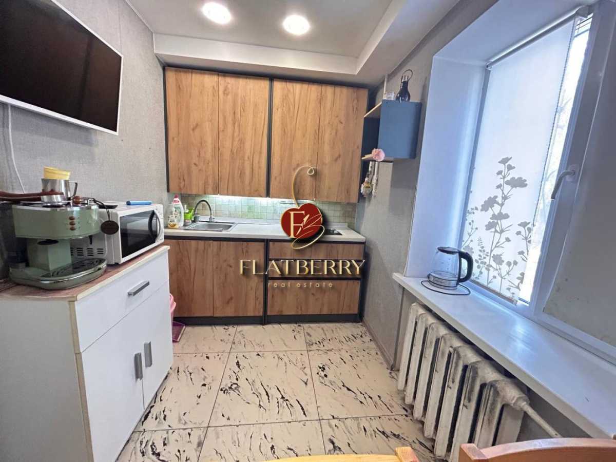 Продажа 2-комнатной квартиры 45 м², Валентина Серова ул., 30А