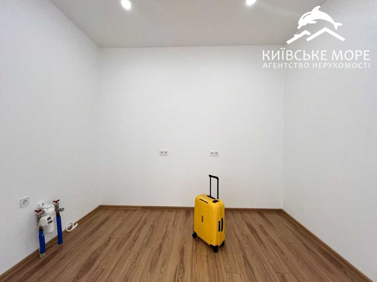 Продаж 3-кімнатної квартири 98 м², Михайла Максимовича вул., 32а