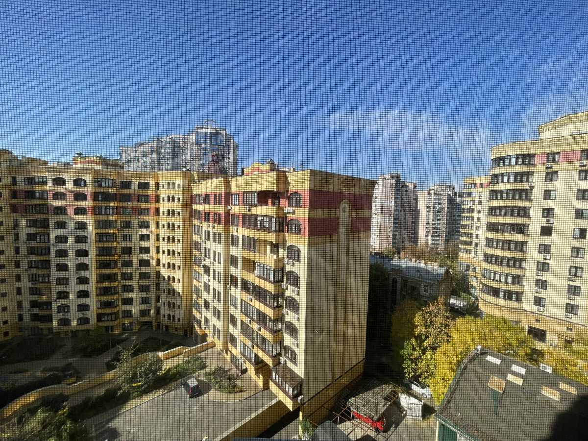 Продажа 4-комнатной квартиры 137 м², Дмитриевская ул., 69