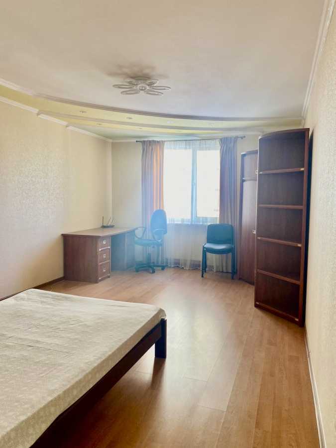 Продажа 3-комнатной квартиры 121 м², Авдеева-Черноморского ул., 2Б