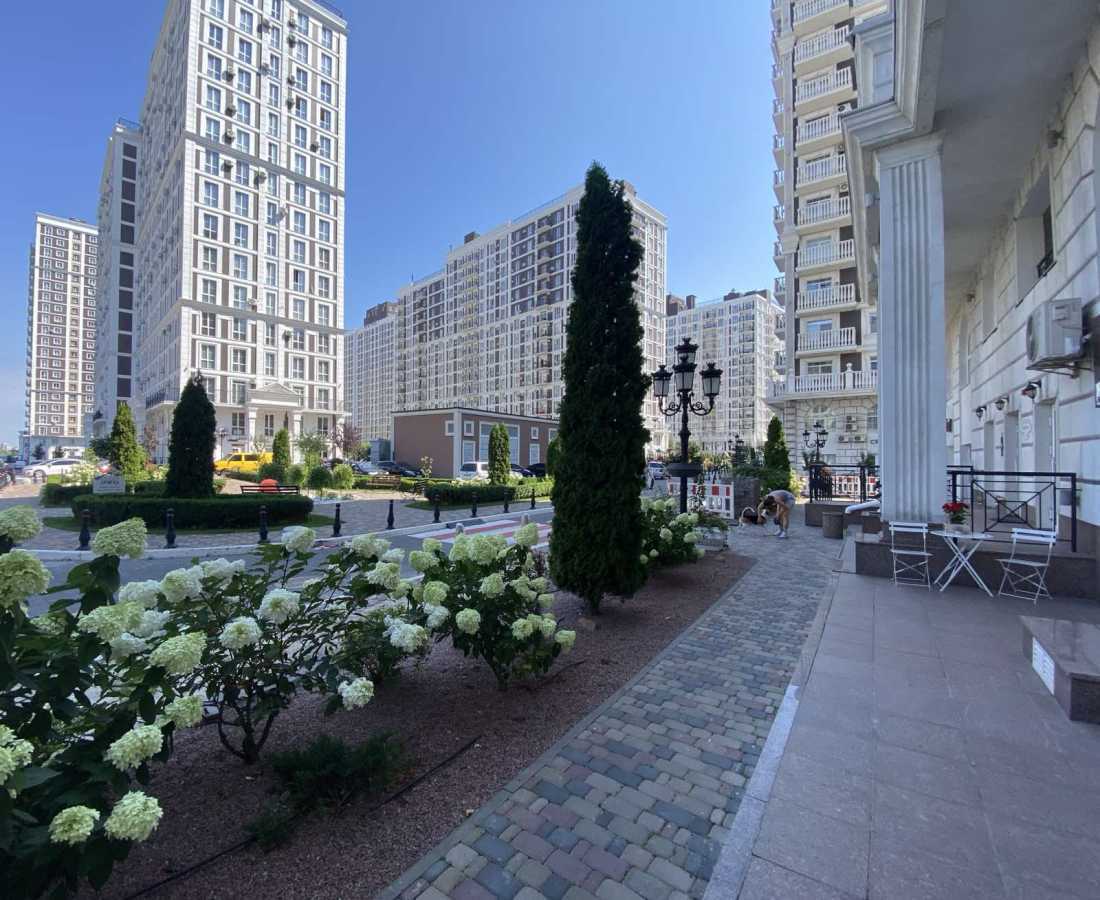 Продажа 2-комнатной квартиры 61 м², Михаила Максимовича ул., 27