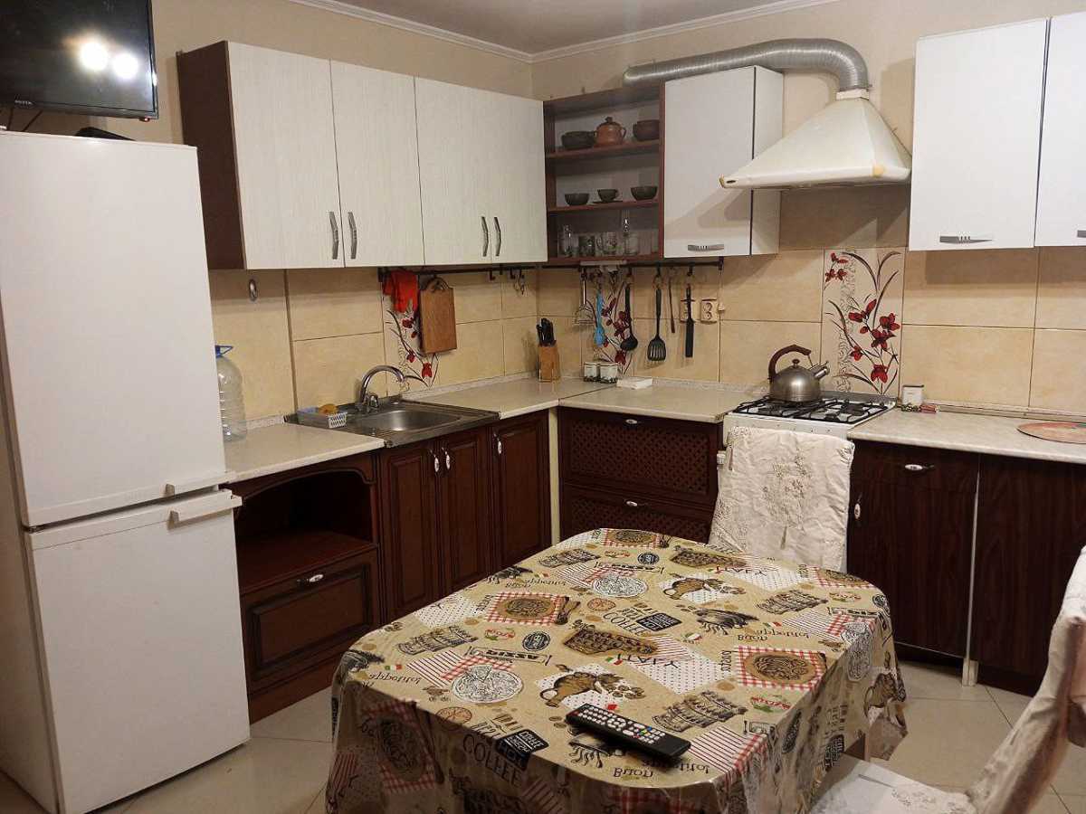 Продажа 2-комнатной квартиры 75 м², Виктора Йовы ул., 3