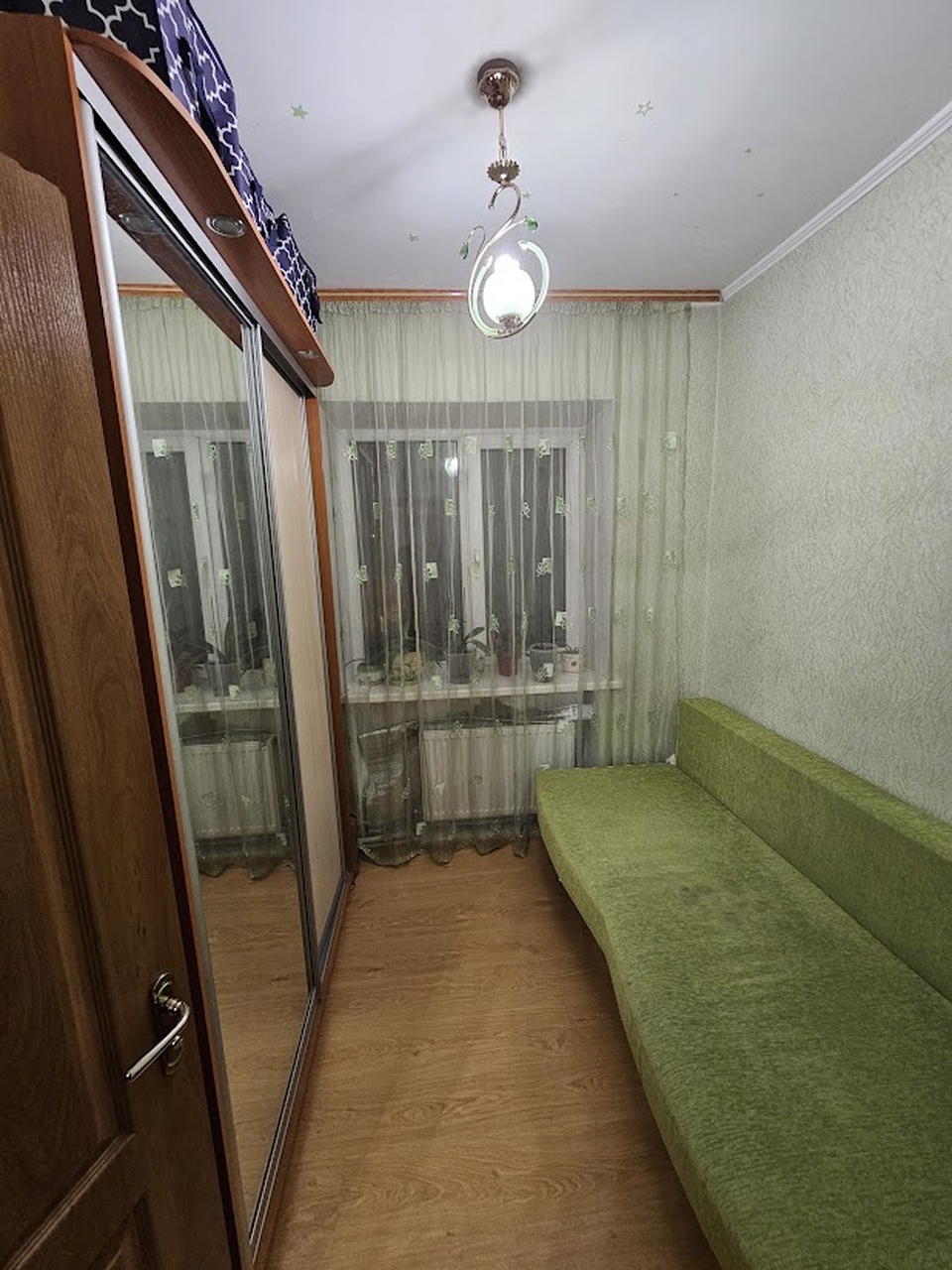 Продаж 3-кімнатної квартири 46 м², Лісопильна вул., 4