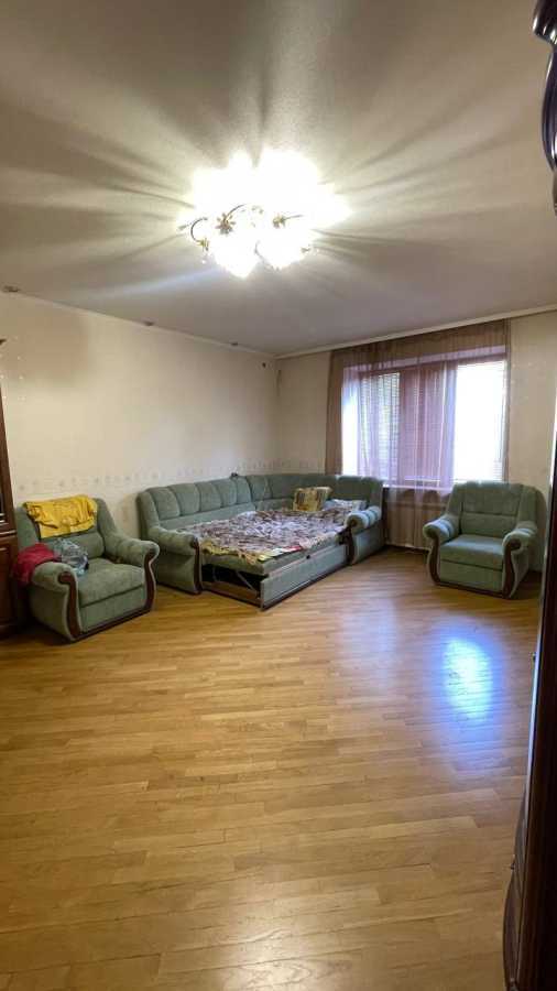 Продажа 3-комнатной квартиры 98 м², Науки просп., 29