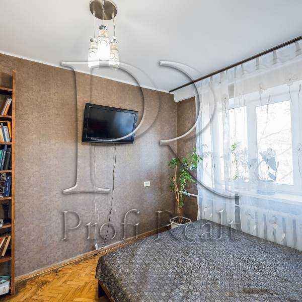 Продажа 3-комнатной квартиры 62 м², Кирилловская ул., 124