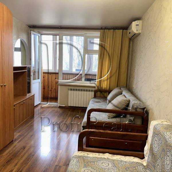 Продажа 1-комнатной квартиры 29 м², Зодчих ул., 64