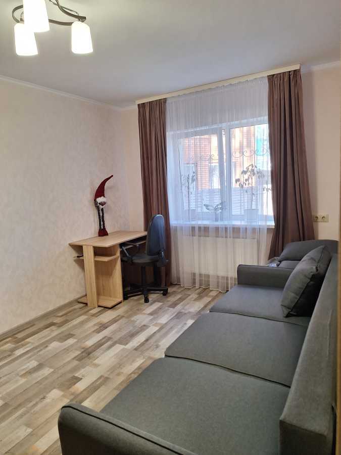 Продаж 1-кімнатної квартири 34 м², Щаслива вул.