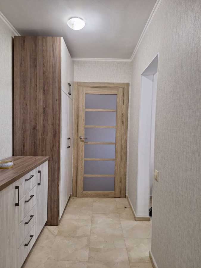 Продаж 1-кімнатної квартири 34 м², Щаслива вул.