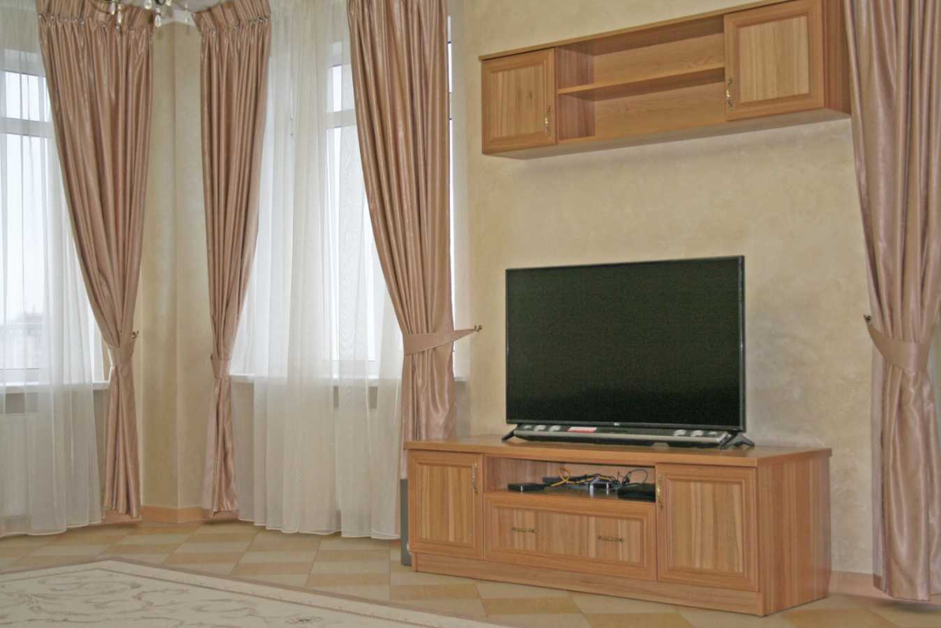 Аренда 3-комнатной квартиры 120.8 м², Львовская ул., 22