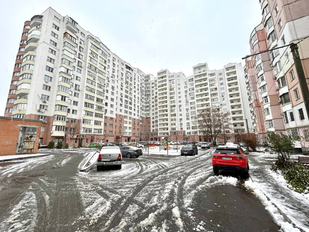 Продажа 1-комнатной квартиры 52 м²